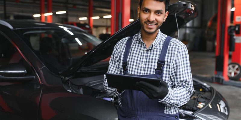 Why Choose Professional Car Service in Bhopal Over Local Mechanics?
